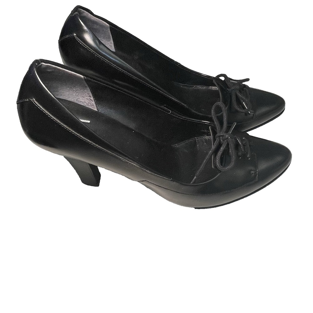 Saks Fifth Ave  Leather Heels Pumps Shoes Classic Vintage Size 8 academia